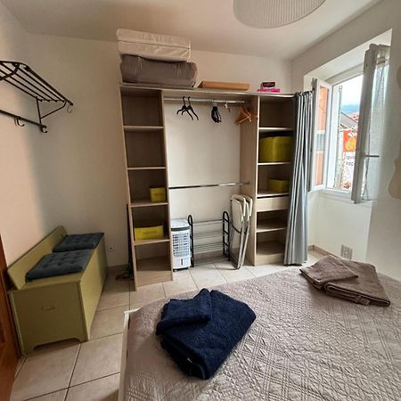 Joli Appart 29M2 En Vieille Ville Menton 2 Mins De La Mer Exterior photo