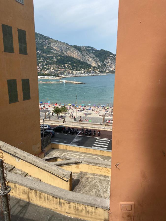 Joli Appart 29M2 En Vieille Ville Menton 2 Mins De La Mer Exterior photo
