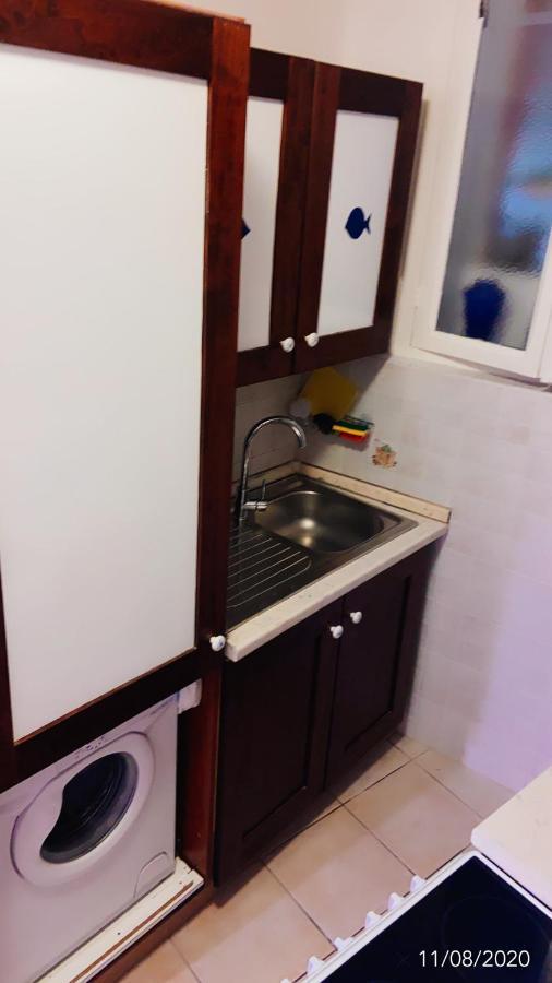 Joli Appart 29M2 En Vieille Ville Menton 2 Mins De La Mer Exterior photo